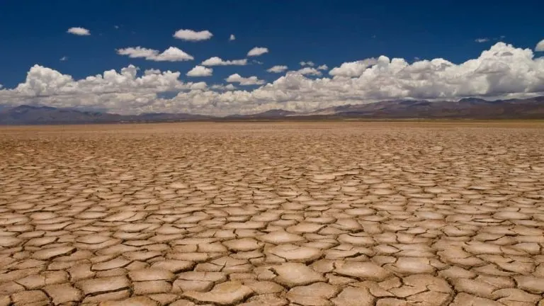 desert-sans-eau-frugalisme-et-liberte-financiere-jeremie-brygo-1200x675