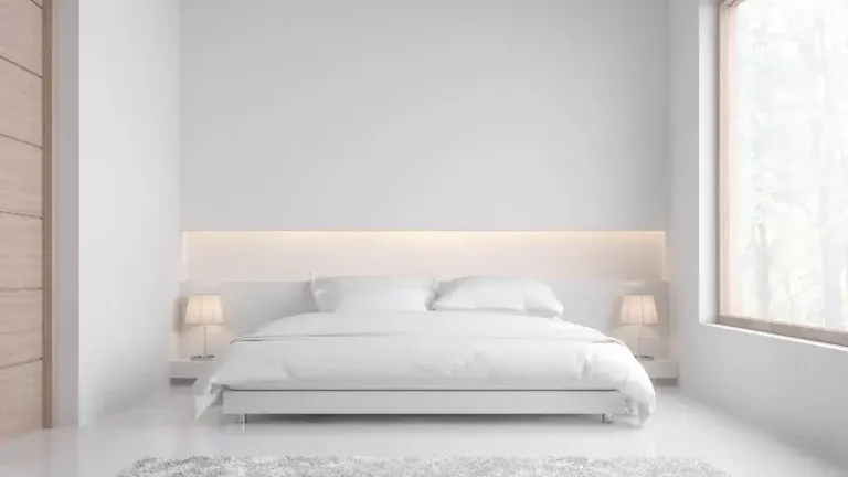 Exemple d'une chambre minimaliste : garder uniquement l'essentiel