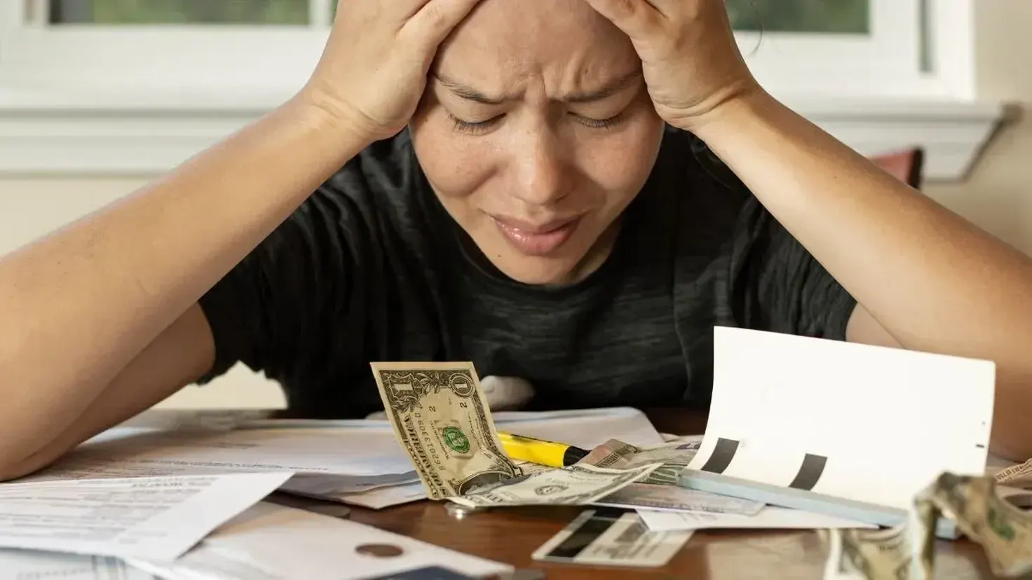 En finir avec la peur de manquer d'argent : comprendre l'anxiété financière et reprendre le contrôle