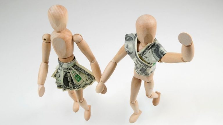 finance-couple-frugalisme