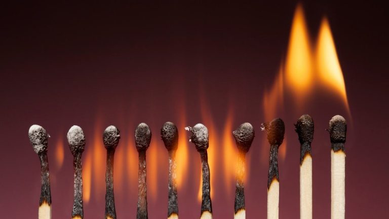 burn-out-vous-etes-epuise-1200x675-frugalisme-et-liberte-financiere