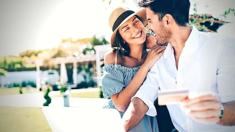 etre-un-riche-couple-1200x675